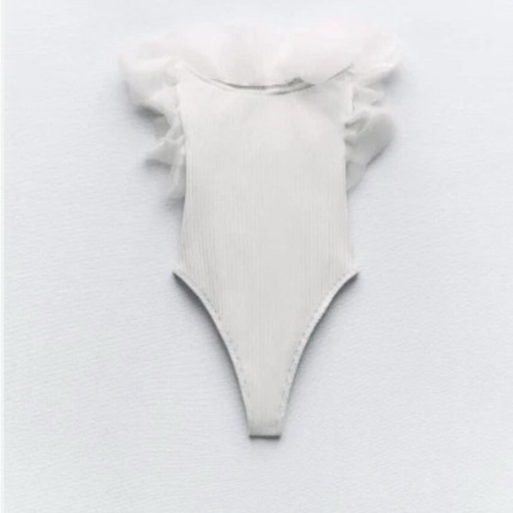 Ruffled Rib Bodysuit - Picture 3 of 8